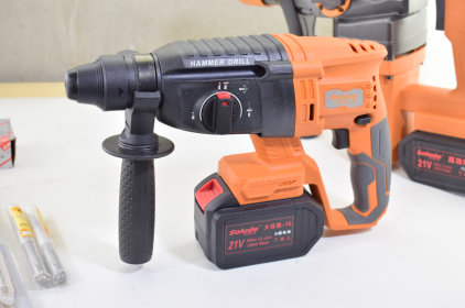 Lithium Electric Hammer With 15 Energy-saving Cores And Two S8603-15 Cores (Option: S860315)